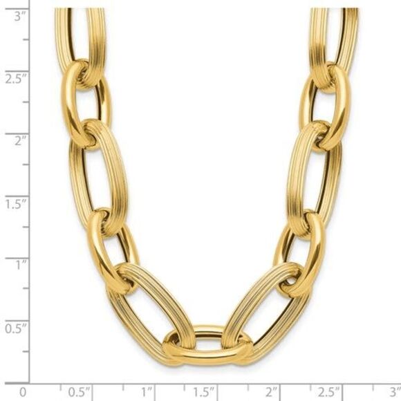 14K Gold Bold and Chunky Oval Link Necklace by Leslie’s Jewelry - Picture 4 of 15